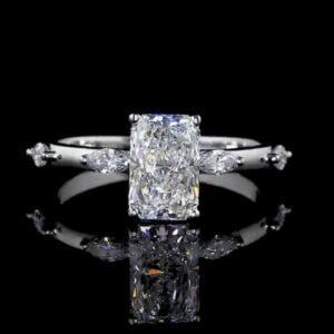VAL RING