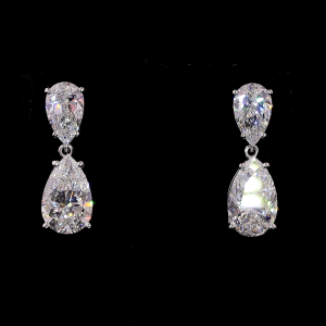 TEARDROP EARRINGS