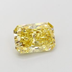 Radiant 1,54 ct Fancy Intense Yellow VS1